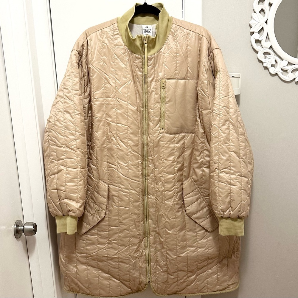 Nike Women Sportswear Therma-FIT Tech Pack Long Jacket XXL Gold Tan Puffer Coat